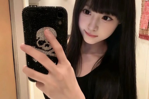 《女女互磨互喷水高潮les》免费观看