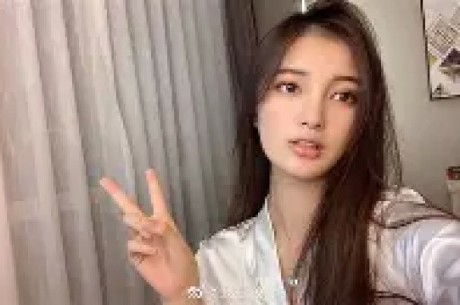 太离谱了！曝佐藤二朗片场性骚扰桥本爱桥本取消电视剧宣传